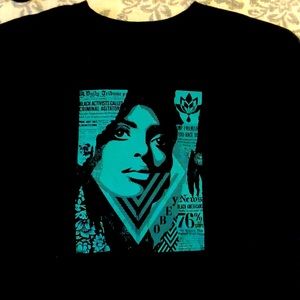 Obey t shirt